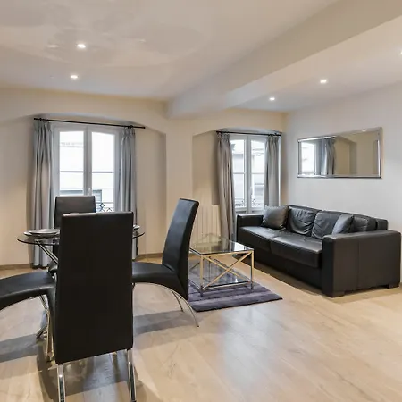 Apartment Au Coeur De - Vitton Lyon
